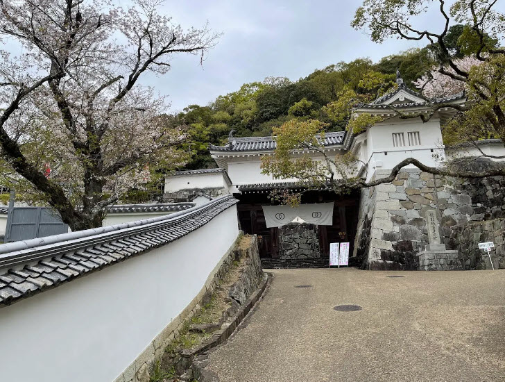 Tatsuno Castle, Japan